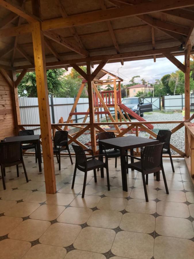 Guest House Dana Pizunda Exterior photo